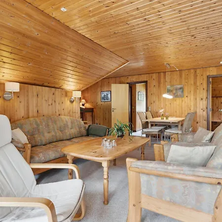 Kirkeflod Norre Nebel Xi *